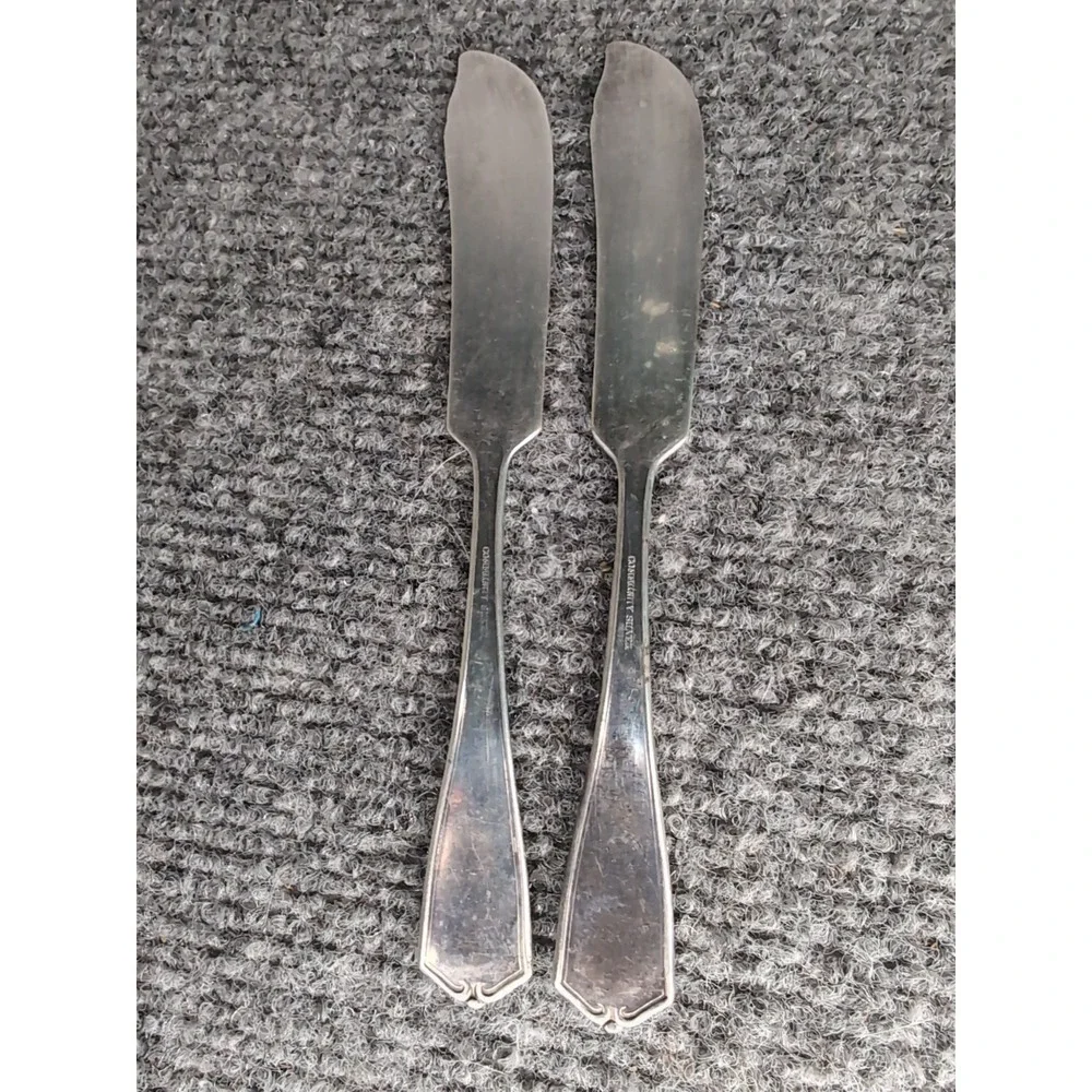 Oneida Community Silver Plate-Butter Knife-Flatware Set‎ Of 2 READ